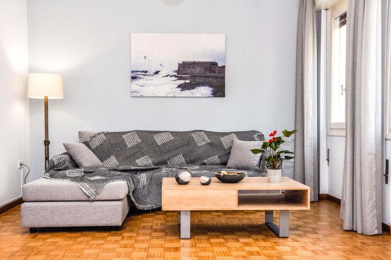 The Elegant. Spacious City Center Apartment. Heraclión Exterior foto